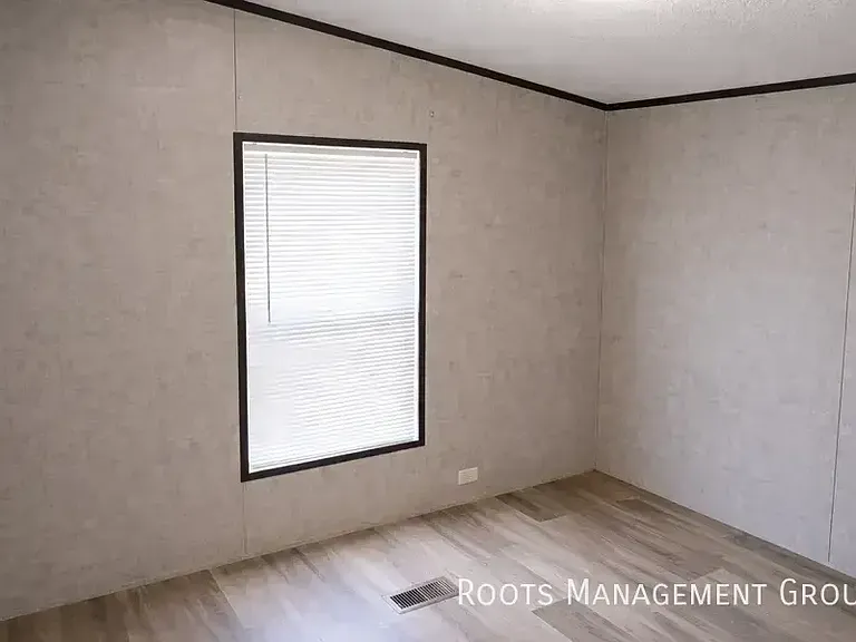 343 Linda Dr #315 — Photo 8