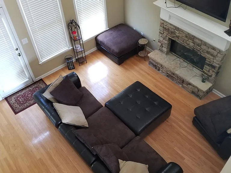 Lake Forest Dr — Photo 8