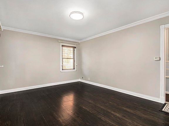 5th image of 919 W Battell St