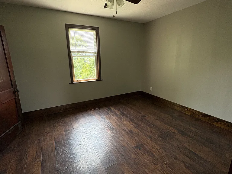 2024 Beaver Rd #1 — Photo 5