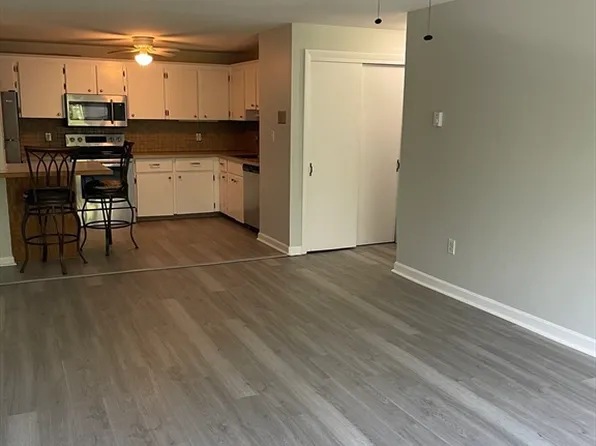 14A Mayberry Dr Unit 6, Westborough, MA 01581