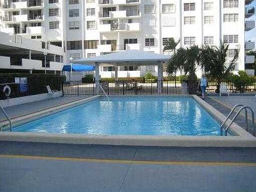 3rd image of 2750 NE 183rd St APT 1702