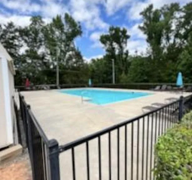 319 Haywood Dr — Photo 69