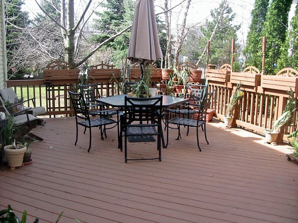 Private Deck