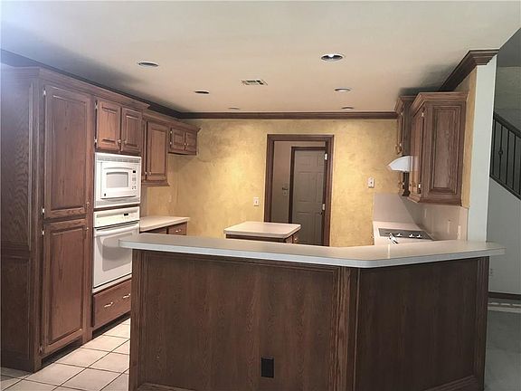 5th image of 4229 Angela Dr
