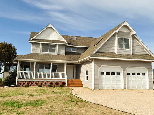 3848 Ivy Ln, Kitty Hawk, NC 27949