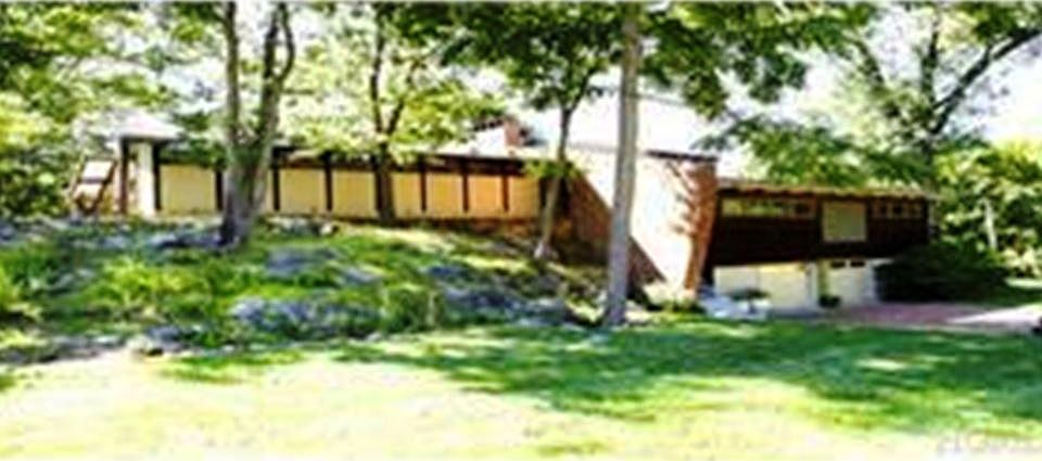 1st image of 2 White Birch Dr