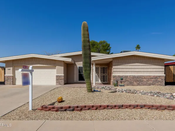 11018 W Boswell Boulevard, Sun City, AZ 85373