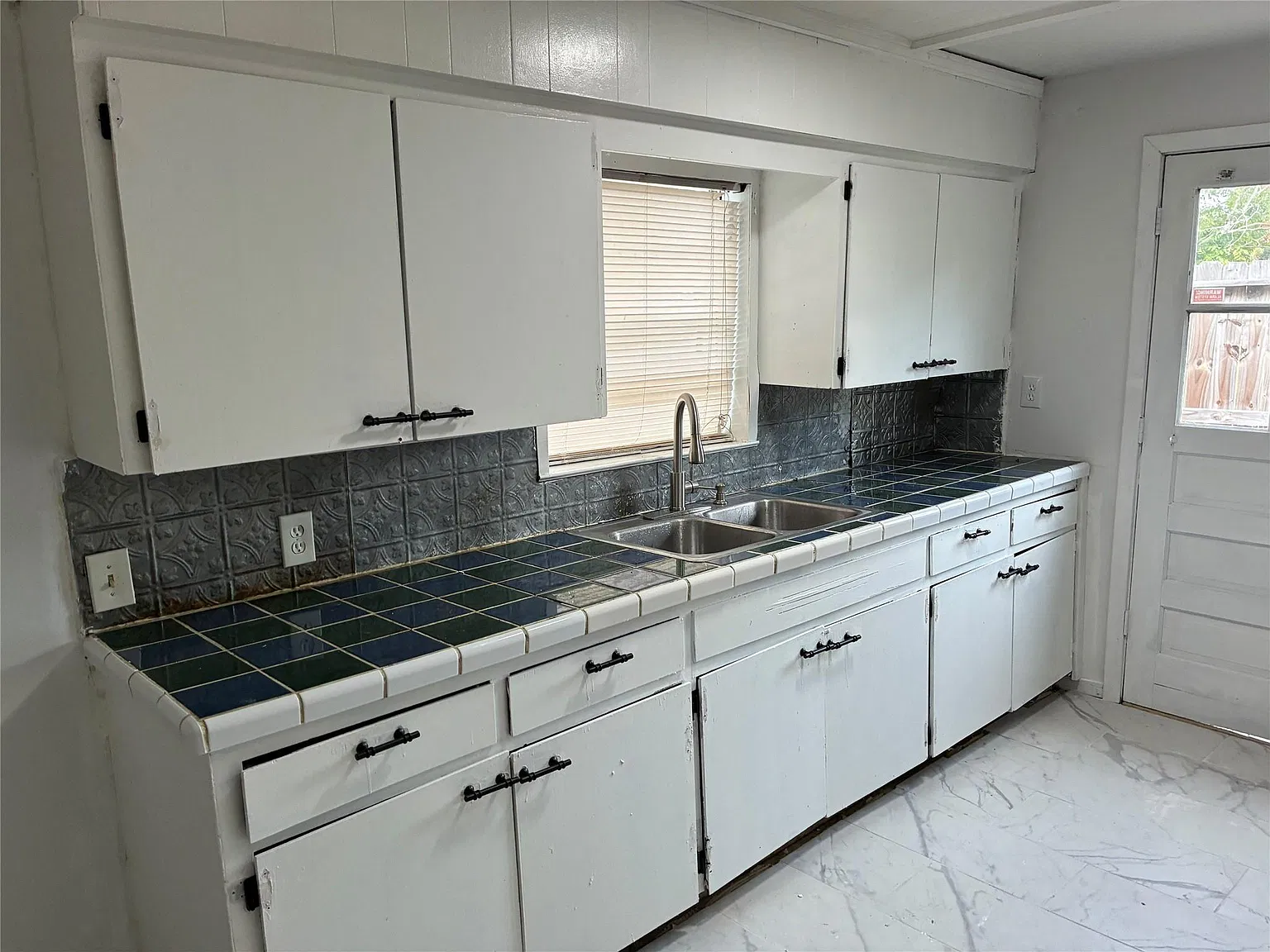 2 bed, 1.0 bath, 780 sqft, $1,090 — Photo 4