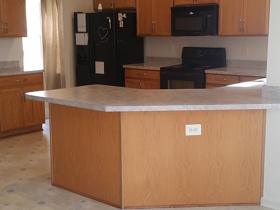 4th image of 9 Riverwatch Ln