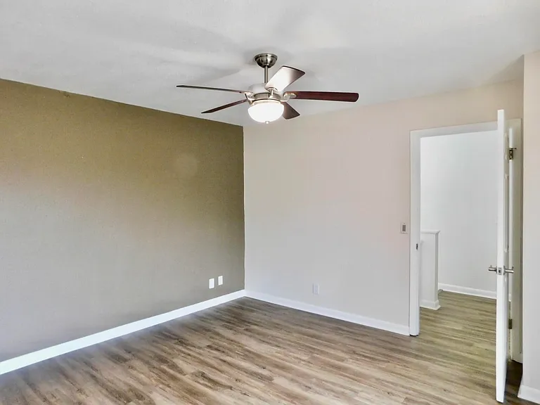 4155 Turnberry Cir #29 — Photo 39