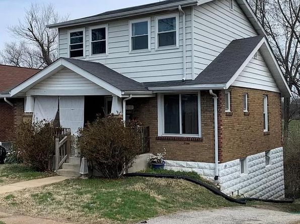 8213 John Pl
