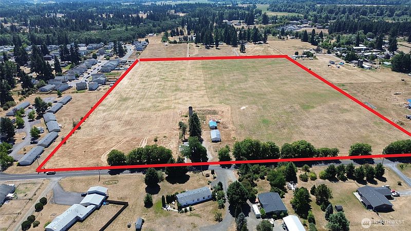 3rd image of 6711 198th Avenue SW
