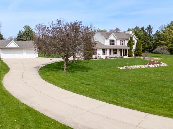 1424 Western AVENUE, Jackson, WI 53037
