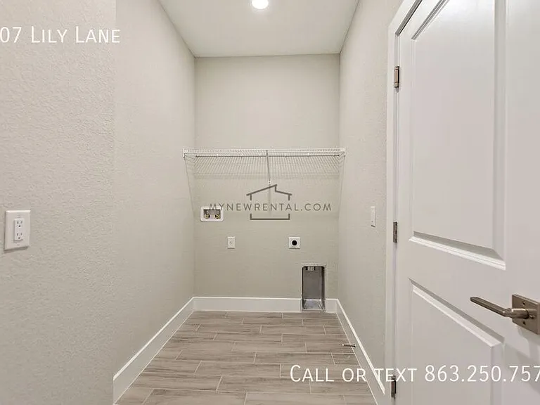 107 Lily Ln — Photo 28