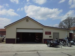 741 Oakwood St, Ravenna, OH 44266