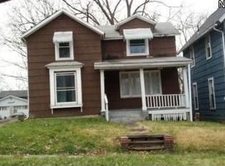 2030 Stone St, Cuyahoga Falls, OH 44221