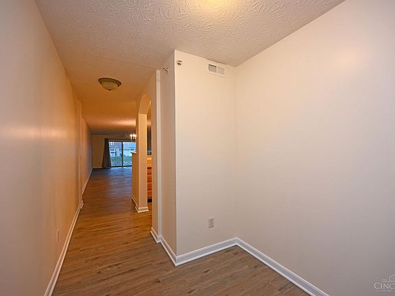 4th image of 7112 English Dr