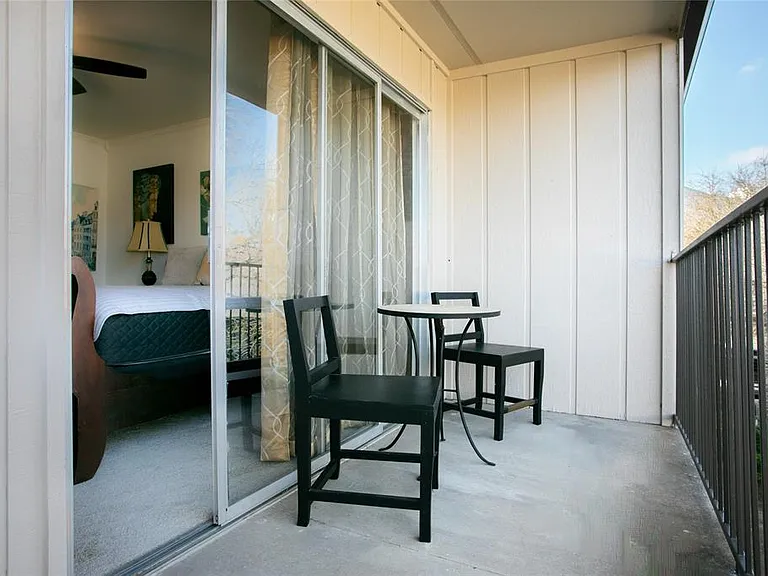 500 E Riverside Dr #224 — Photo 14