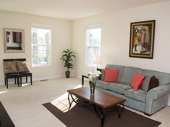 4th image of 11717 Sunningdale Pl