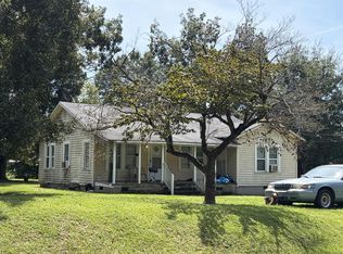 411 Westend Ave, Ashburn, GA 31714
