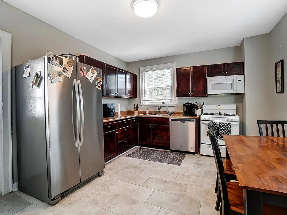 2546 Ingleside Ave #2