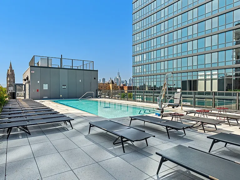 500 Degraw St #606 — Photo 17