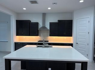 7710 W Crabapple Dr, Peoria, AZ 85383