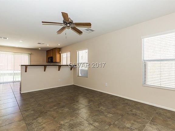 3rd image of 469 Royal Bridge Dr