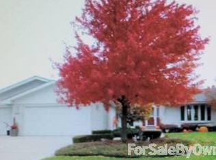 10040 Lindsay Ln, Mokena, IL 60448