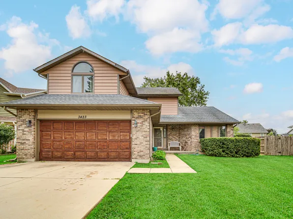 3423 Grandmore Ave, Gurnee, IL 60031