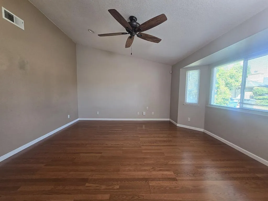 3941 Supreme Ct — Photo 2