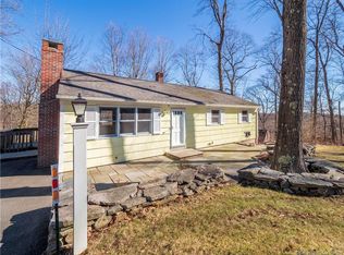 36 Split Level Rd, Ridgefield, CT 06877