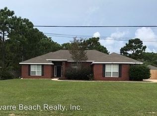 2005 Edgewood Dr, Navarre, FL 32566
