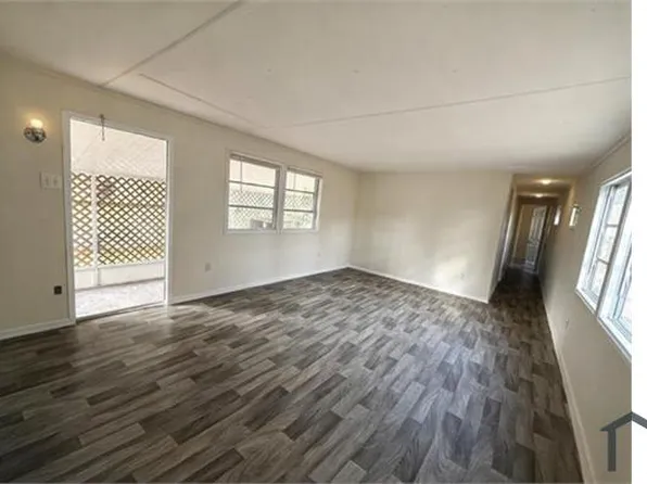 14125 SE 124th Pl #M8, Ocklawaha, FL 32179