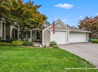 4423 Melody Ct NE, Grand Rapids, MI 49525