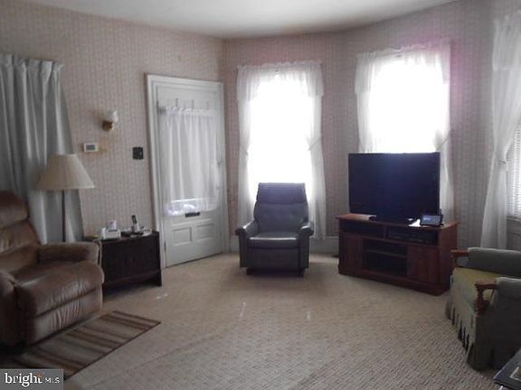 2nd image of 330 South Ave