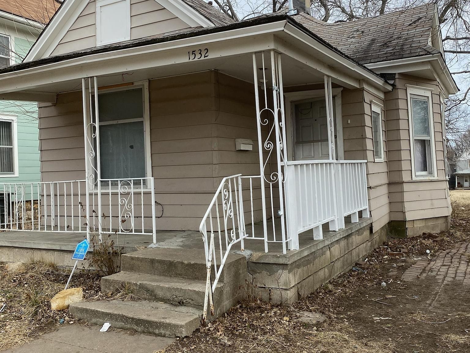 1532 SW Van Buren St, Topeka, KS 66612 Zillow