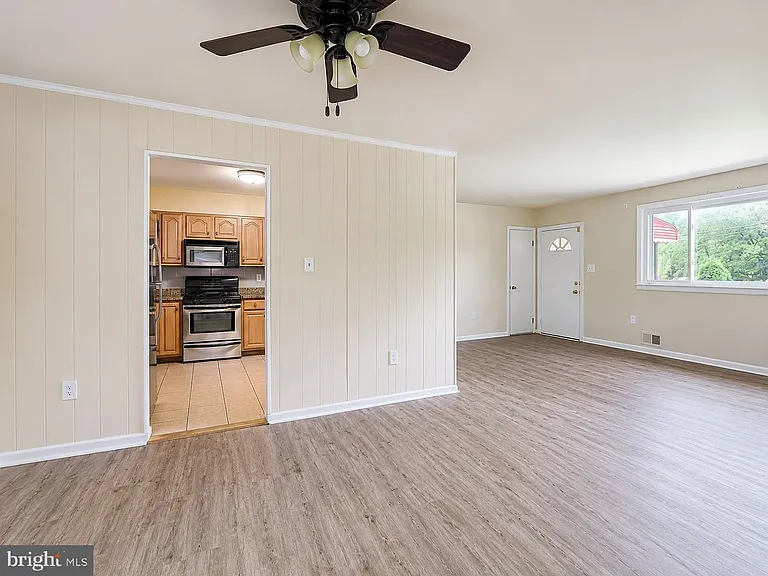 11312 Old Fort Rd — Photo 6
