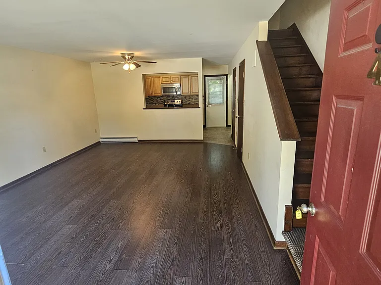 115 Brookside Ln #4 — Photo 6