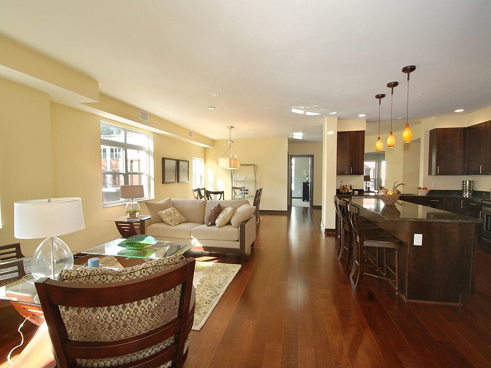 Model Living Room