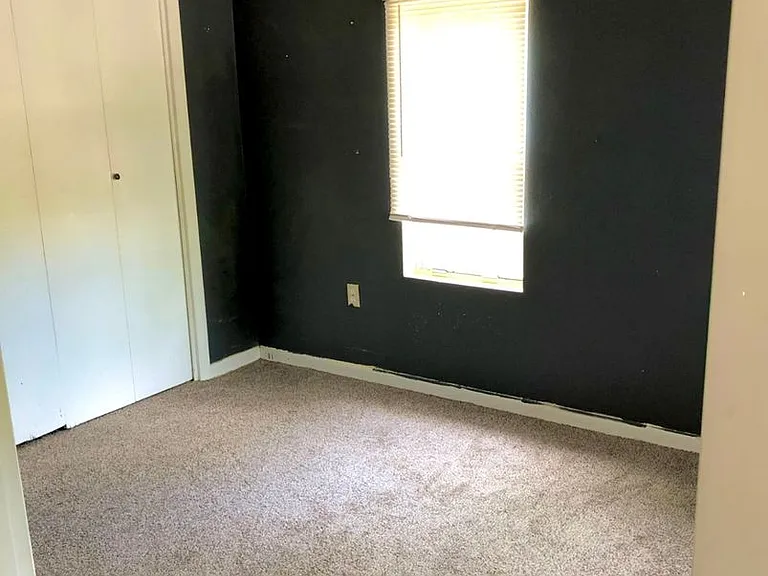 5850 Montana Ave — Photo 12