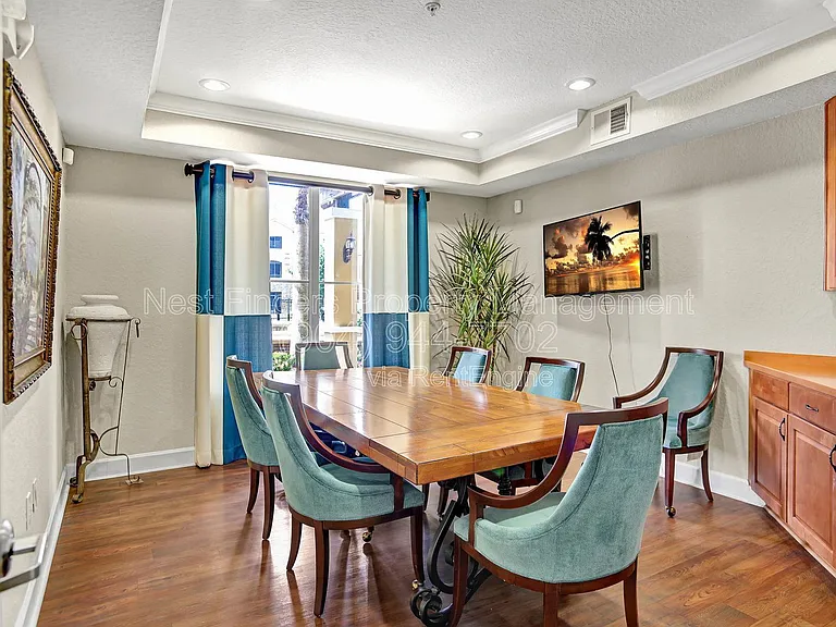 8539 Gate Pkwy W #1321 — Photo 36