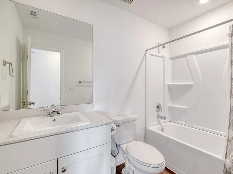 2516 Carpathian Cv — Photo 19