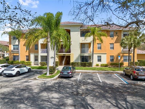 2nd image of 3952 Pomodoro Cir Unit 303