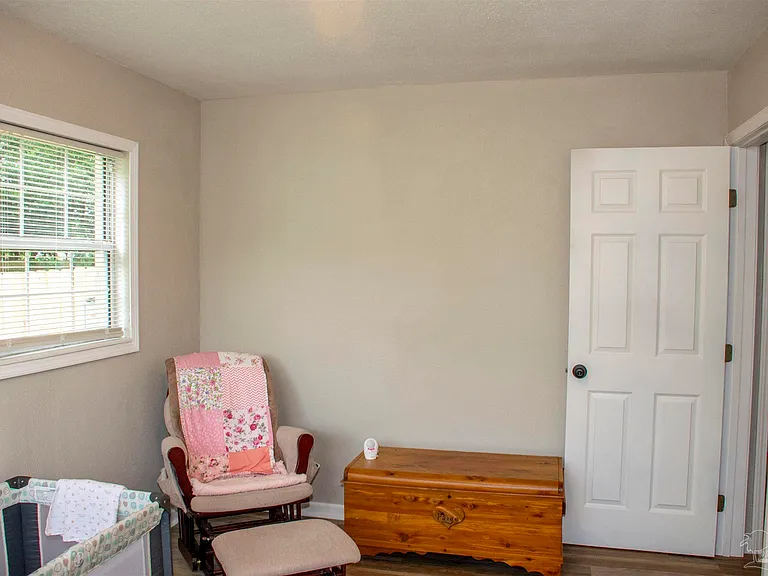 5357 Locklin Ave — Photo 40