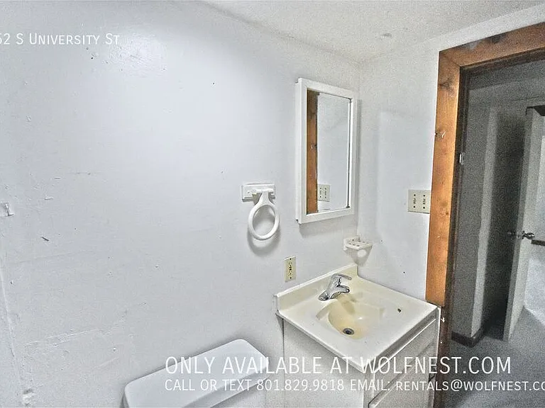 462 S University St — Photo 22