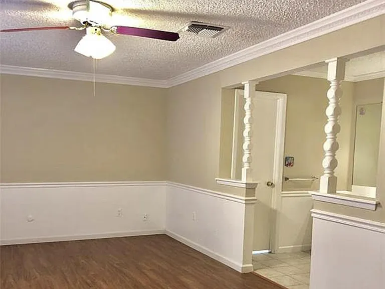 6327 Lynkat Ln — Photo 16