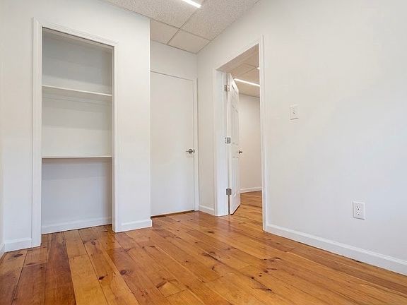 5th image of 825 McDonald Ave #3
