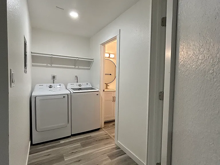 7726 Duben Ave #2 — Photo 2